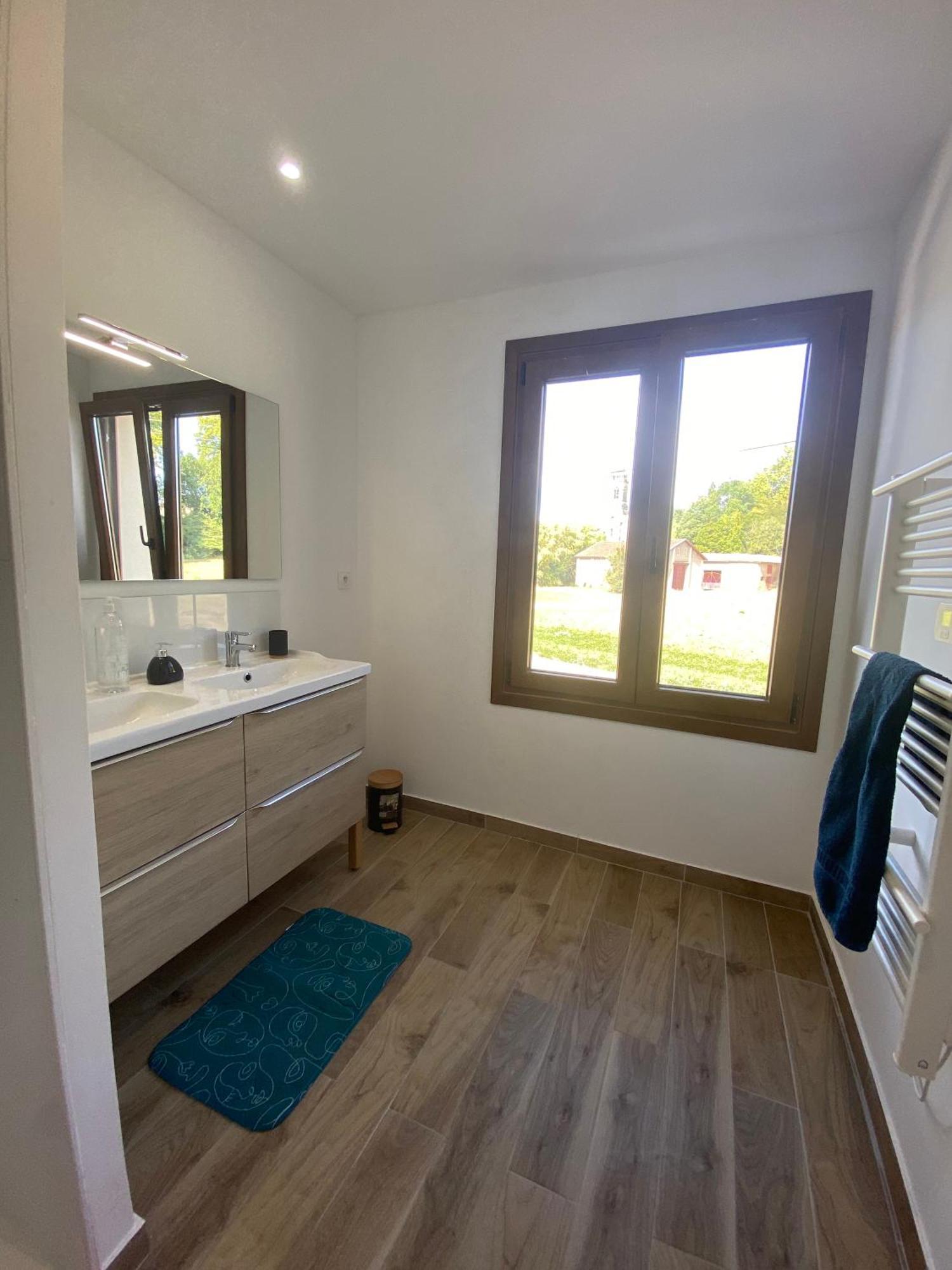 Logement Calme Et Confortable Au Coeur De Loupiac Loupiac  외부 사진